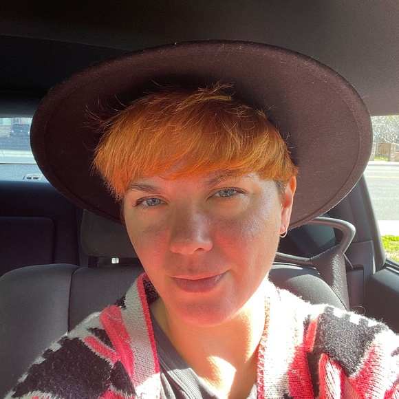 Meet your Posher, Mary - Picture 11 of 14